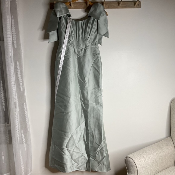 ALFRED SUNG Off Shoulder Bow Satin Corset Fit/Flare Skirt Willow GreenMaxi Dress - Picture 4 of 13